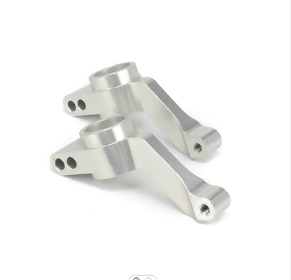 O CNC fez à máquina o material de alumínio do adaptador do suporte das peças sobresselentes da motocicleta