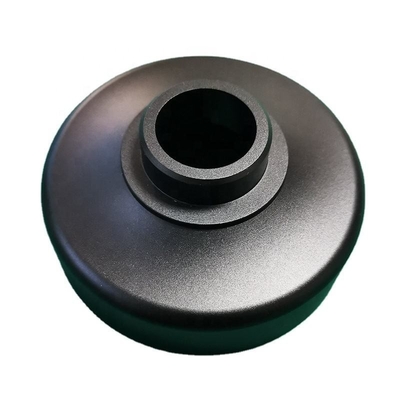 O grânulo de vidro limpa com jato de areia as peças mecânicas de alumínio da oxidação preta que fazem à máquina o gerencio